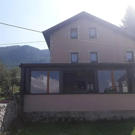 Landsted Kraljica Dujmovica Trnovo